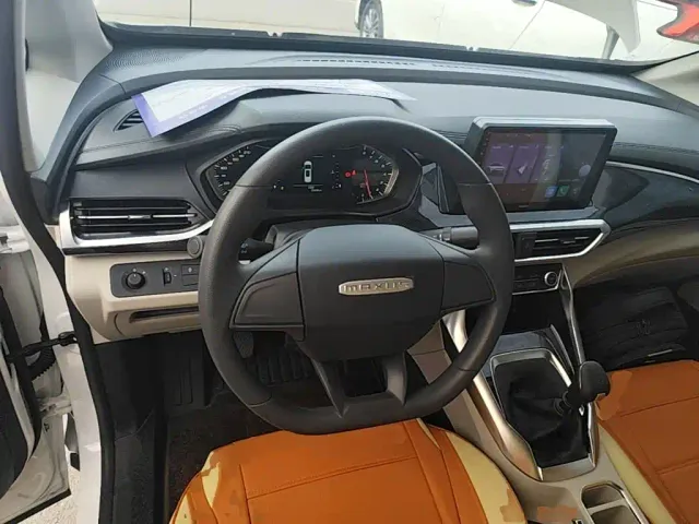 Maxus G50 — Фото автомобиля 10