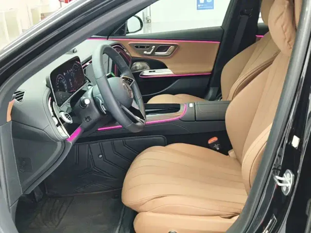 Mercedes-Benz E-Class — Фото автомобиля 14