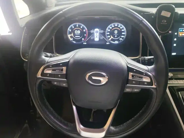 GAC Trumpchi M8 — Фото автомобиля 15
