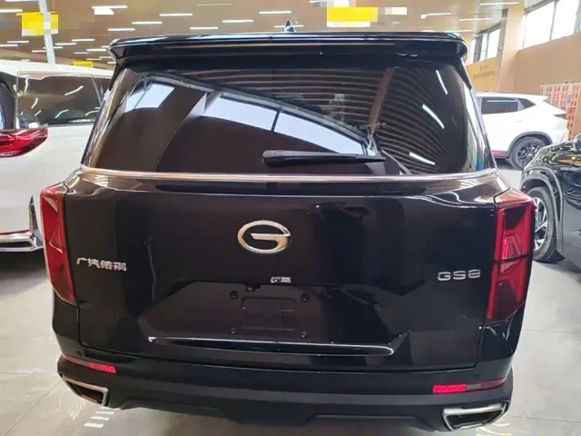 GAC Trumpchi GS8 — Фото автомобиля 5