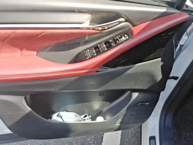 GAC Trumpchi E9 — Фото автомобиля 7