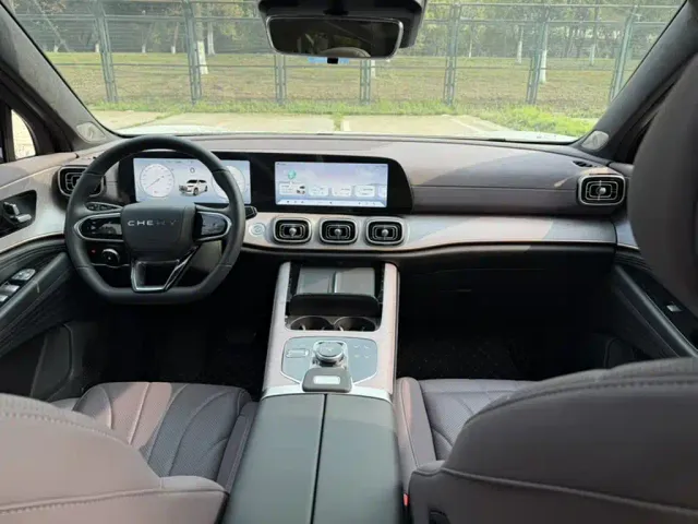 Chery Tiggo 9 — Фото автомобиля 18