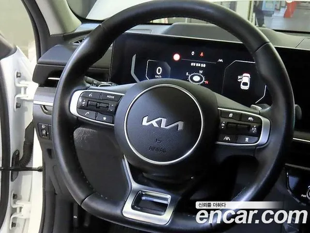 Kia K5 Generation 3 — Фото автомобиля 12