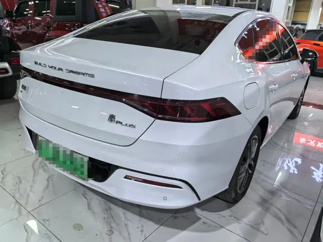 BYD Qin PLUS — Фото автомобиля 6