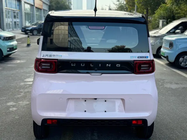 Wuling Hongguang Mini EV — Фото автомобиля 8