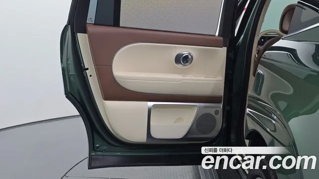 Hyundai Ioniq 9 — Фото автомобиля 14