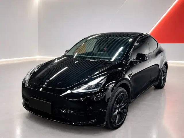 Фотография автомобиля — Tesla Model Y