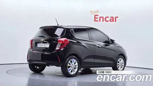 Chevrolet Spark — Фото автомобиля 2