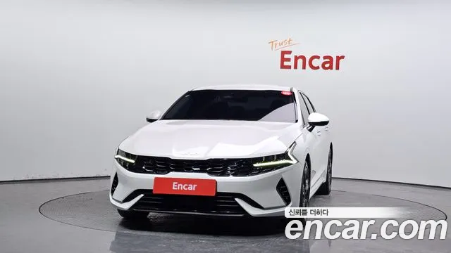 Kia K5 Signature — Фото автомобиля 3