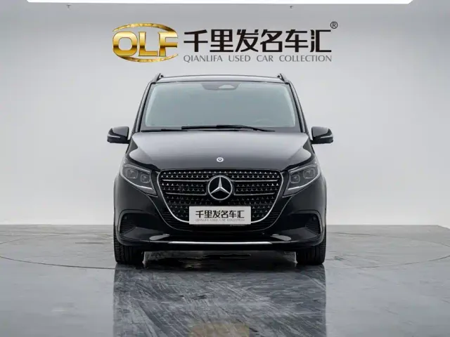 Mercedes-Benz V-Class — Фото автомобиля 6