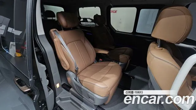 Hyundai Staria — Фото автомобиля 17