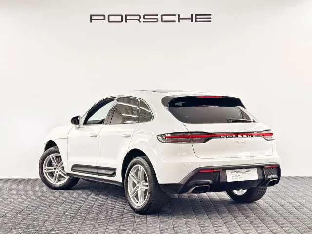 Porsche Macan — Фото автомобиля 3
