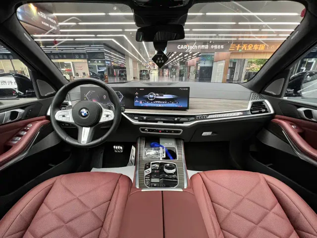 BMW X5 — Фото автомобиля 10