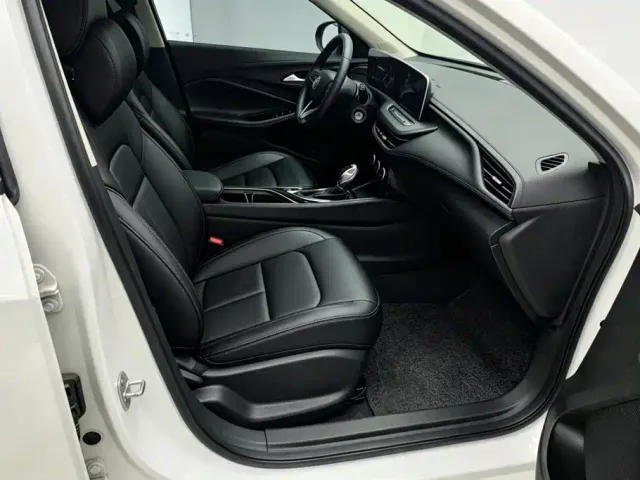 Buick Verano — Фото автомобиля 8