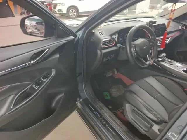 Changan Oushang X5 — Фото автомобиля 15