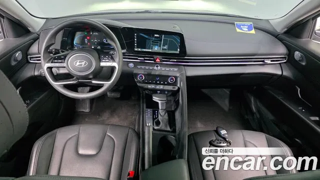 Hyundai Avante CN7 — Фото автомобиля 10