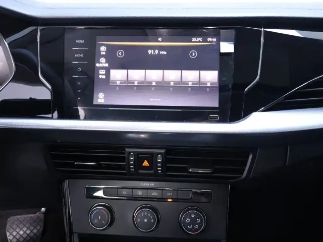 Volkswagen Passat — Фото автомобиля 10