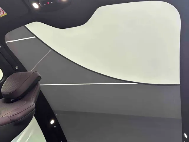 Xiaomi SU7 — Фото автомобиля 13