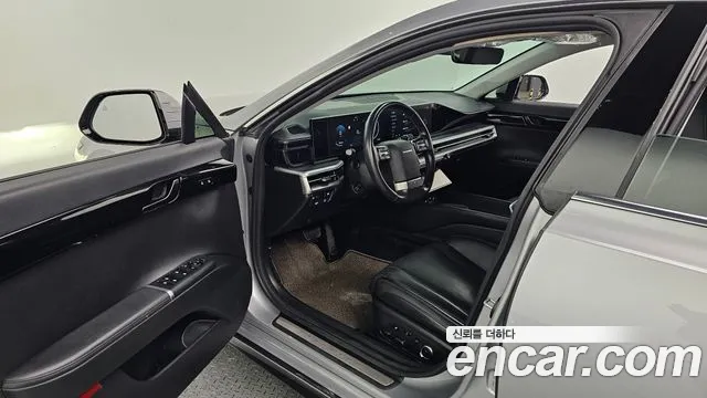 Hyundai Grandeur GN7 — Фото автомобиля 16