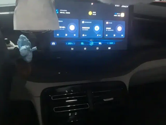 BYD Qin PLUS — Фото автомобиля 13