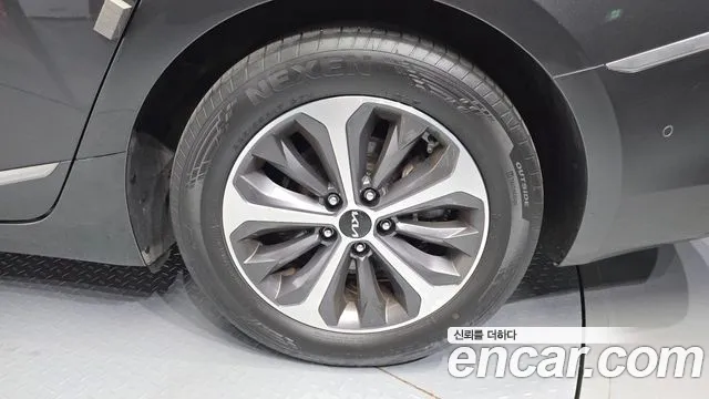 Kia K8 Noblesse — Фото автомобиля 5