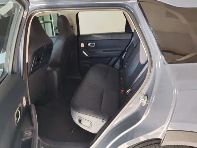Leapmotor A10 — Фото автомобиля 11