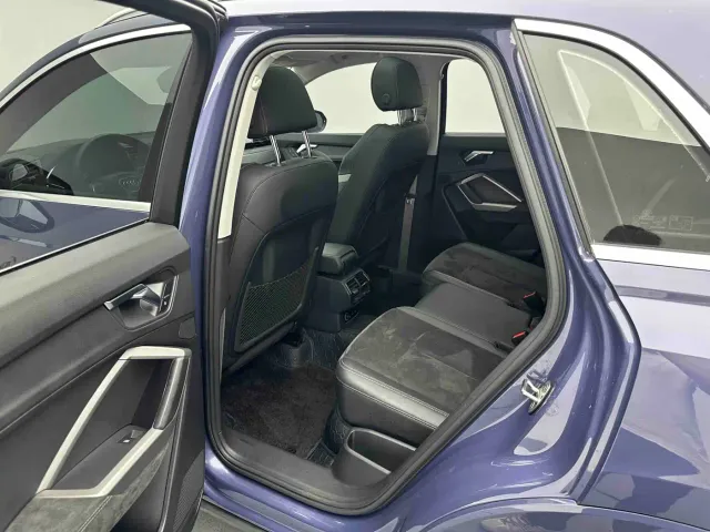 Audi Audi Q3 2022 35 TFSI Fashion Dynamic — Фото автомобиля 12