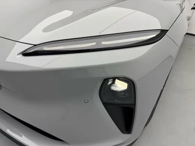 Nio ET5 Touring — Фото автомобиля 16