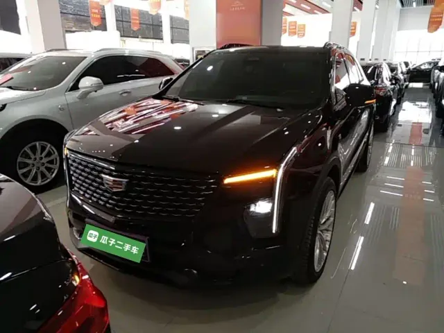 Cadillac XT4 — Фото автомобиля 2