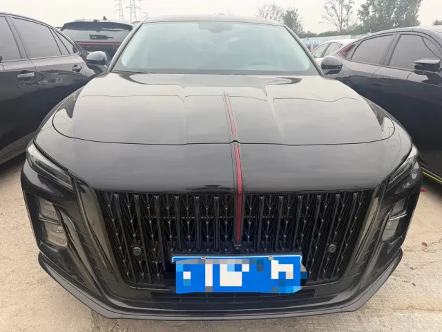 Hongqi H5 — Фото автомобиля 2