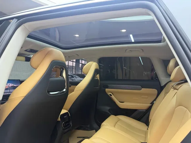 Leapmotor C11 — Фото автомобиля 17