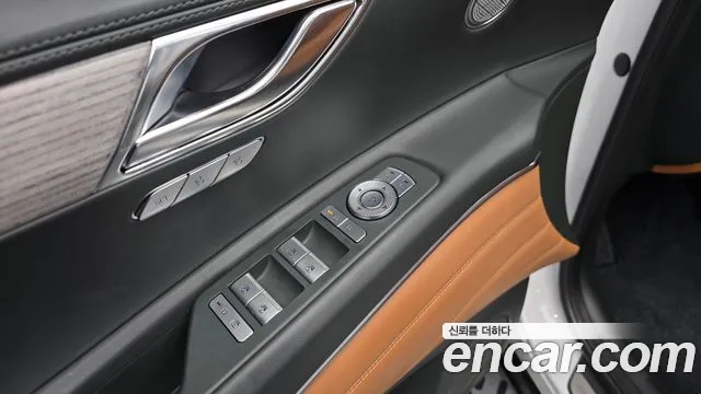 Genesis GV80 — Фото автомобиля 15