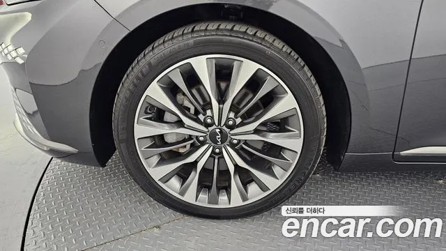 Kia K8 2.5 Бензин 2WD — Фото автомобиля 5