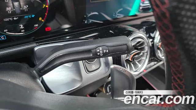 Mercedes-Benz GLB-Class — Фото автомобиля 9