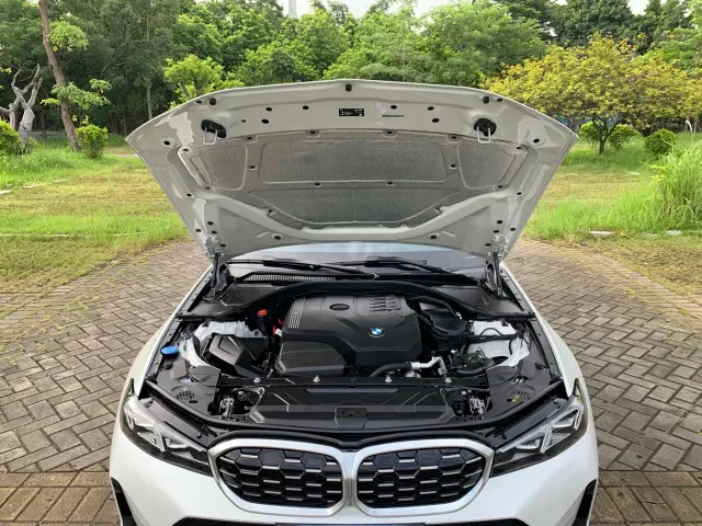 BMW 3 Series — Фото автомобиля 15