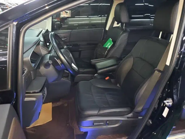 Honda Odyssey — Фото автомобиля 14
