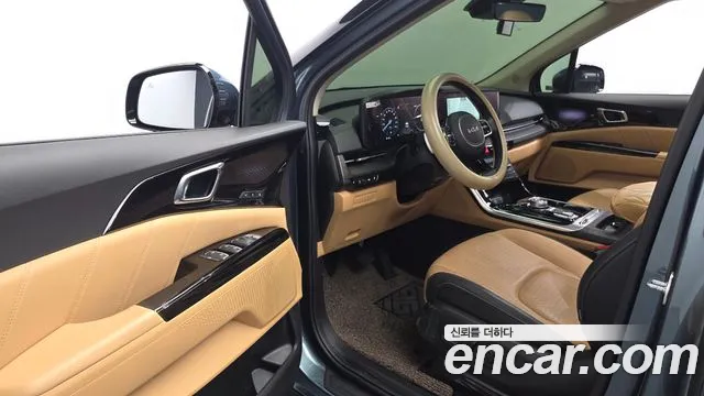 Kia Canival Carnival 4 поколение Дизель 7 мест Signature — Фото автомобиля 9