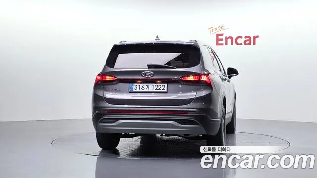 Hyundai Santa Fe — Фото автомобиля 4