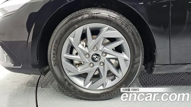 Hyundai AVANTE Новый Avante (CN7) — Фото автомобиля 5
