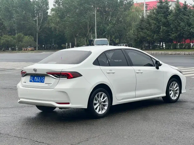 Toyota Corolla — Фото автомобиля 12