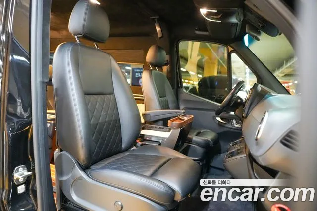 Mercedes-Benz Sprinter — Фото автомобиля 12