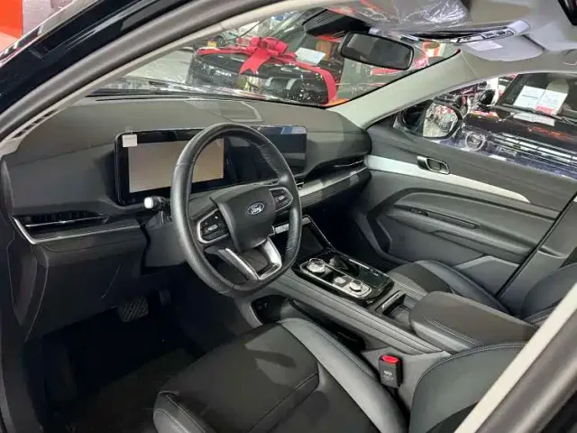 Ford Lingrui — Фото автомобиля 9