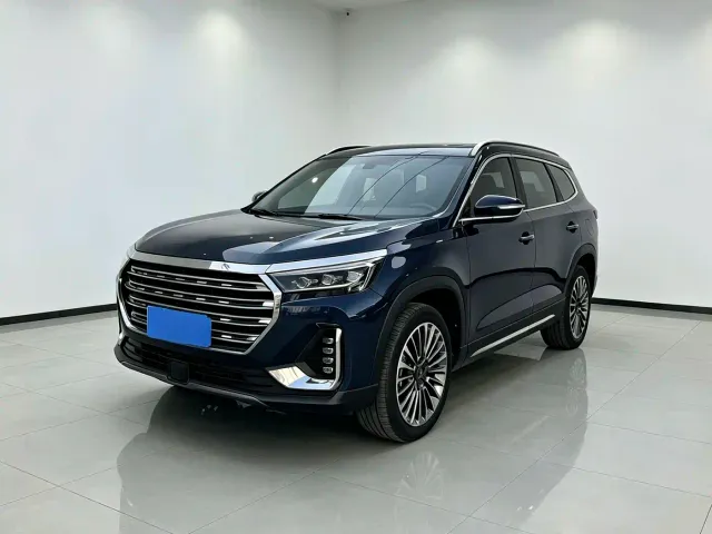 Фотография автомобиля — Jetour X90
