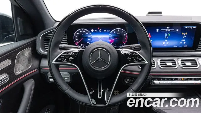 Mercedes-Benz GLE-Class — Фото автомобиля 20