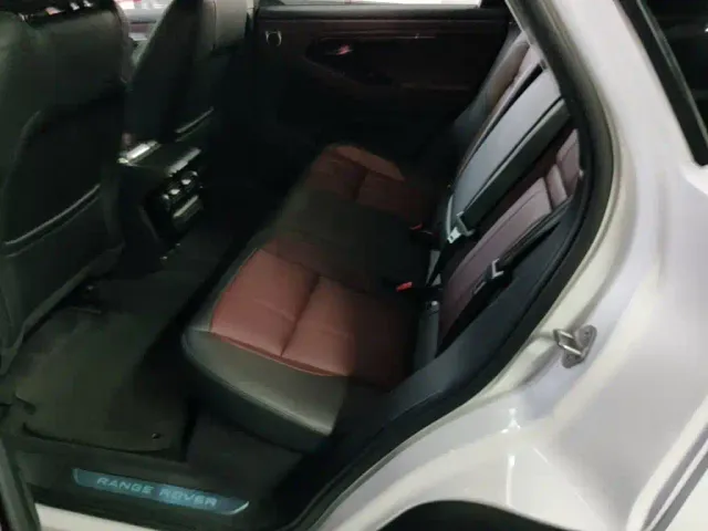 Land Rover Range Rover Evoque — Фото автомобиля 16