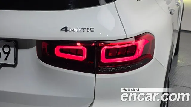 Mercedes-Benz GLB-Class — Фото автомобиля 21