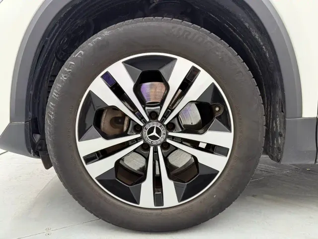 Mercedes-Benz GLA-Class — Фото автомобиля 24