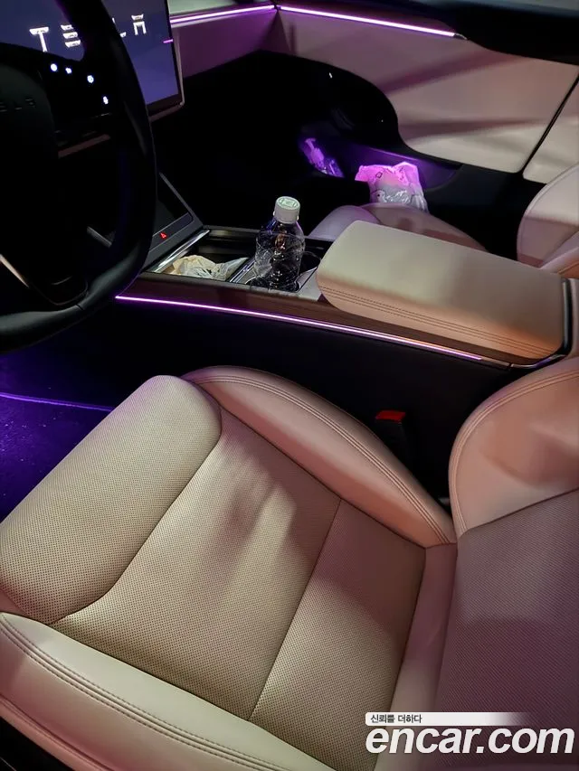 Tesla Model S — Фото автомобиля 5