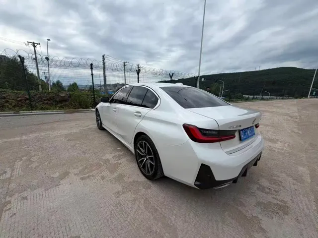 BMW 3 Series — Фото автомобиля 7