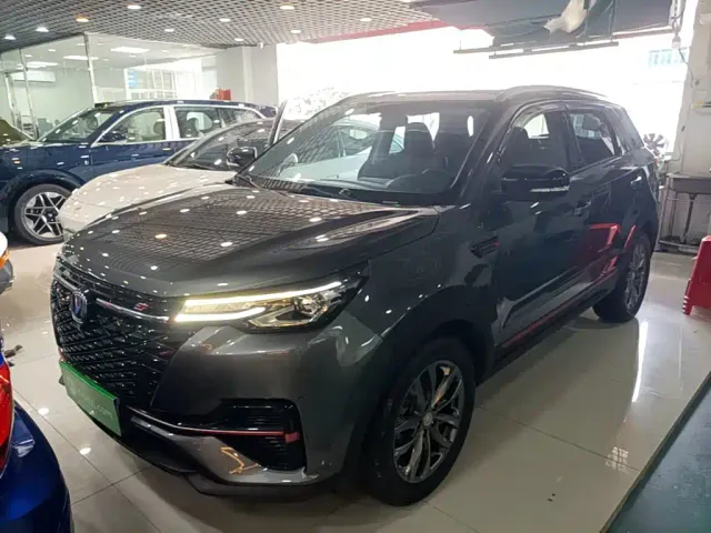 Фотография автомобиля — Changan CS55 Plus